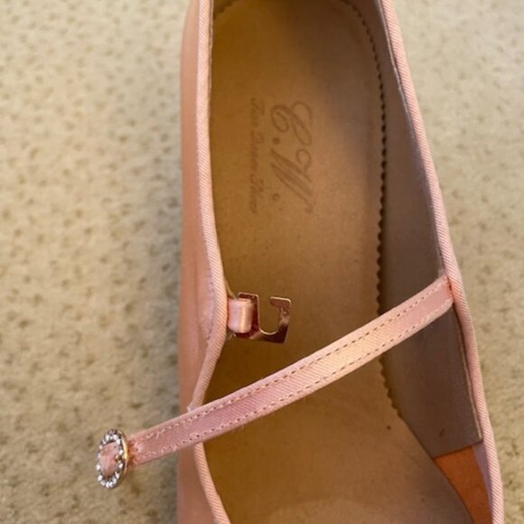 Ballroom dance suede bottom shoes Size 10 - Picture 7 of 8